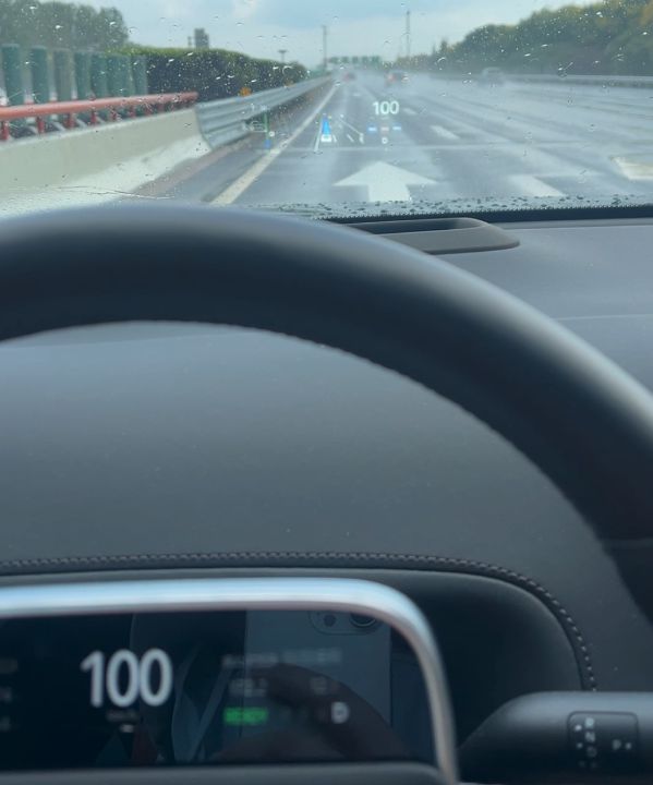 特斯拉智能驾驶_特斯拉Model Y：你了解它的智能驾驶系统吗？_特斯拉自动驾驶模块